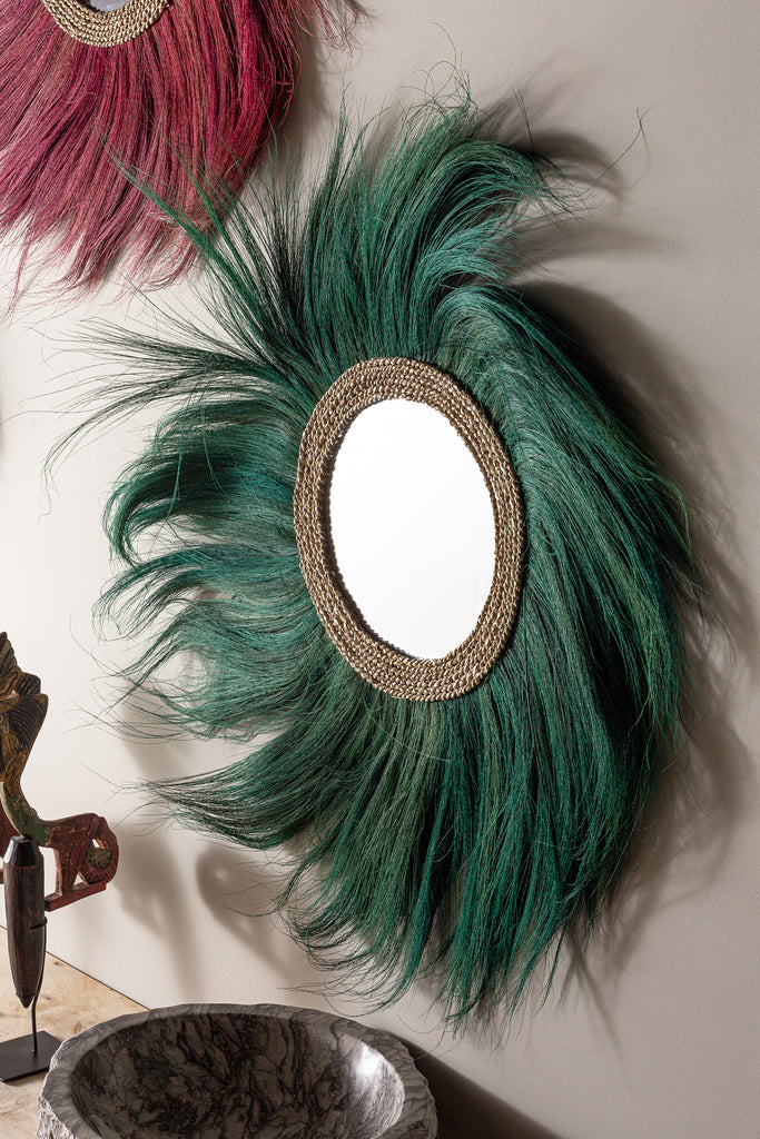 Runder Handmade Ethno Spiegel mit Rahmen aus Grünen Naturfasern