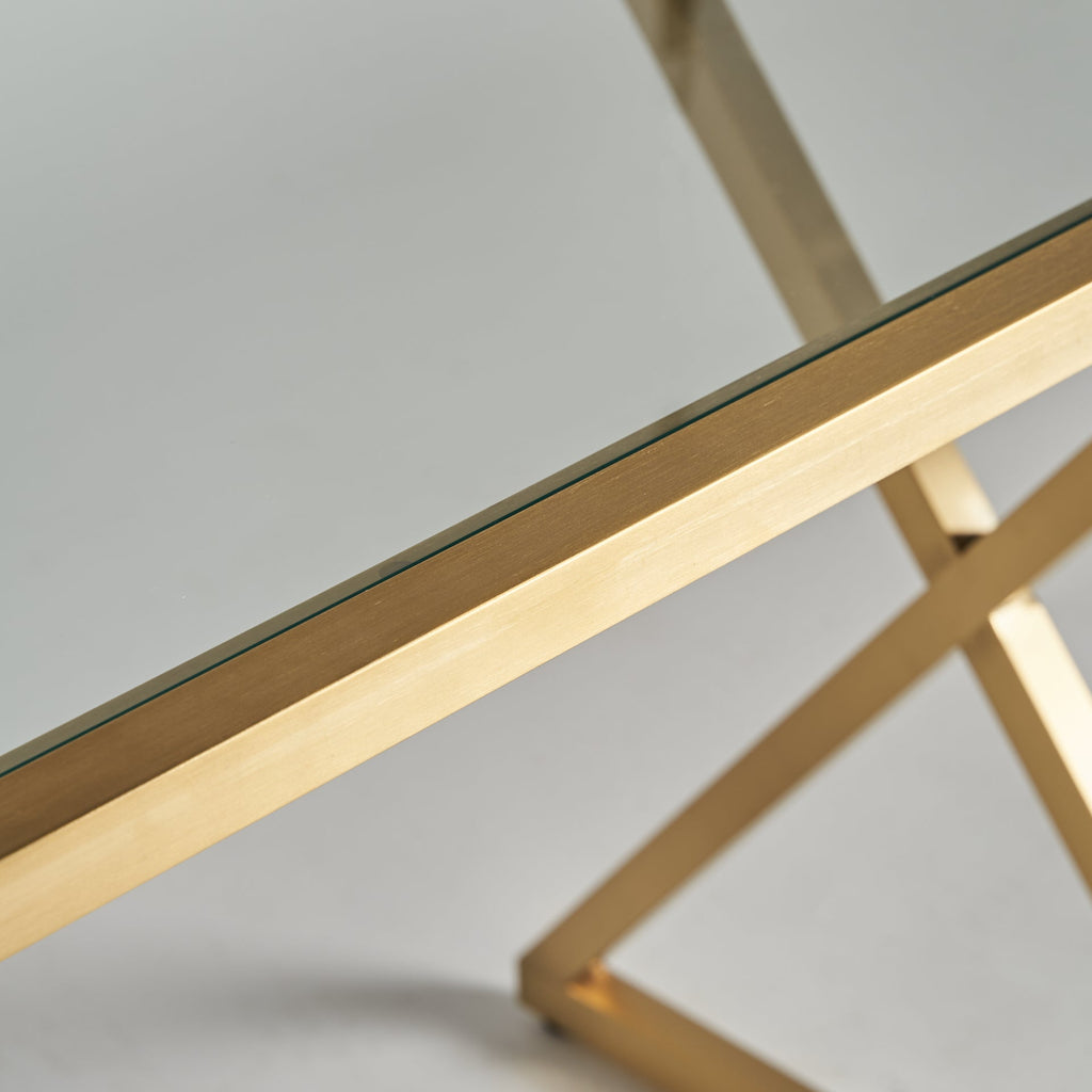 Goldener Schreibtisch mit einer Tischplatte aus Kristallglas - Maison Oudh