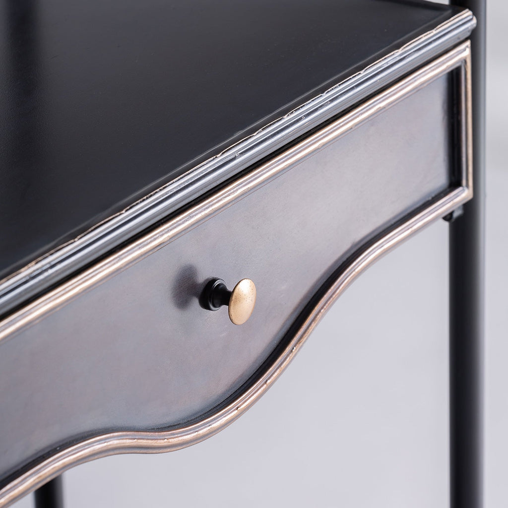 Graues Regal aus Eisen mit einer Schublade im Industrial Design - Maison Oudh