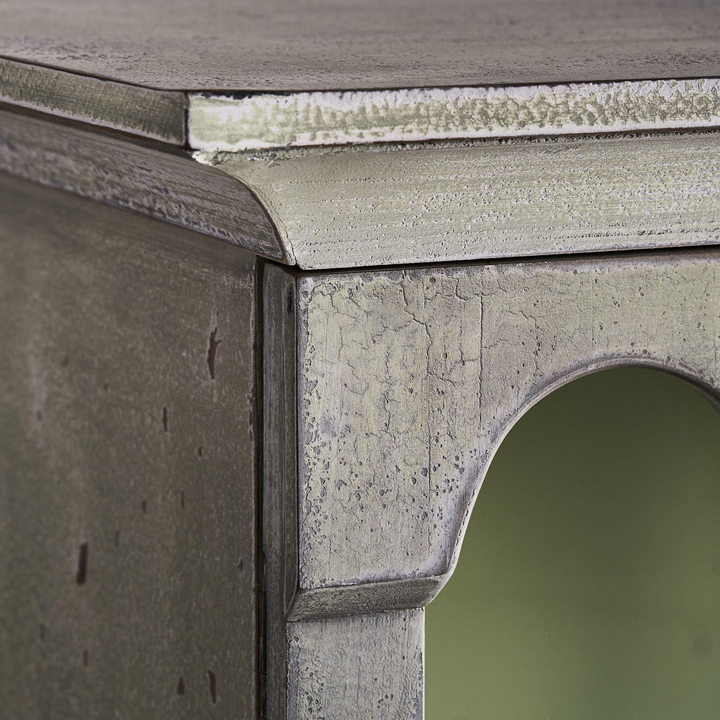 Grosses Sideboard aus Tannenholz in Off White mit dekorativen Glastüren - Maison Oudh