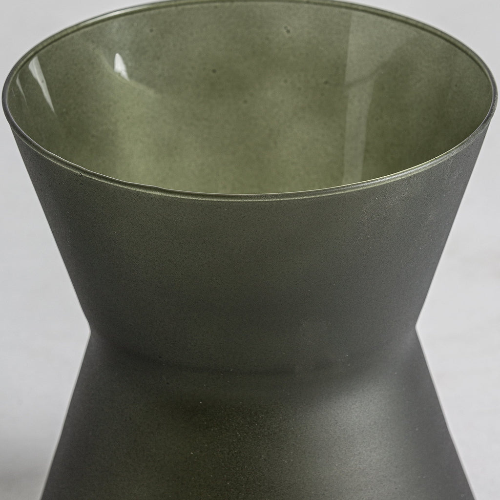 Grüne Vase aus Glas - Maison Oudh