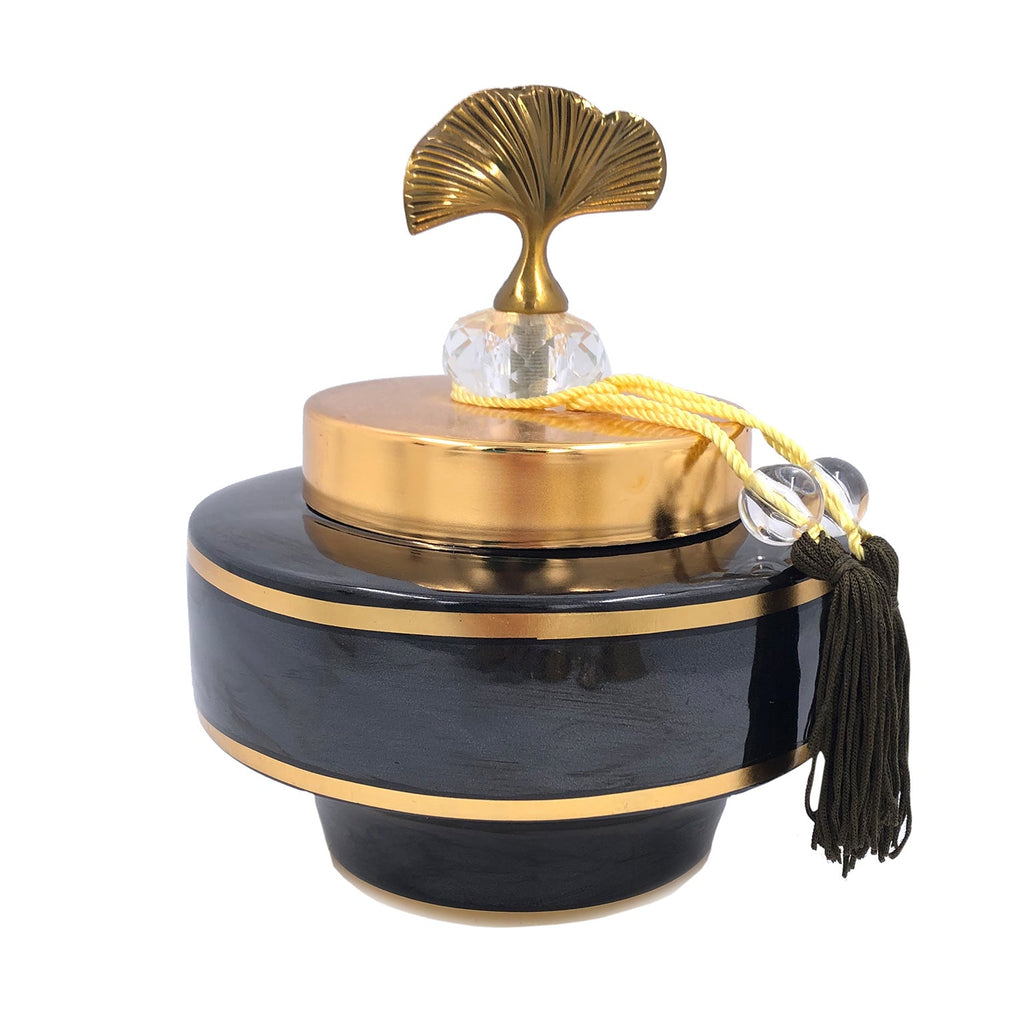 Keramikvase in Schwarz & Gold mit einem dekorativen Deckel - Maison Oudh