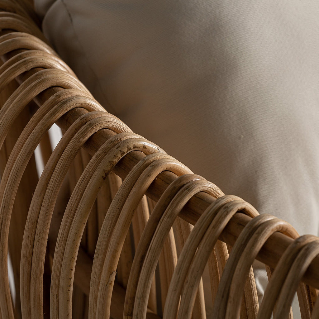 Sofa aus Rattan kombiniert mit weisser Baumwolle (wasserabweisend) - Maison Oudh
