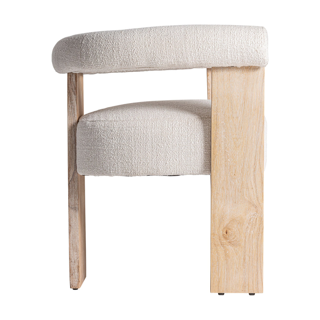 Stuhl aus Eichenholz mit weißem Polster im Nordic Stil - Maison Oudh
