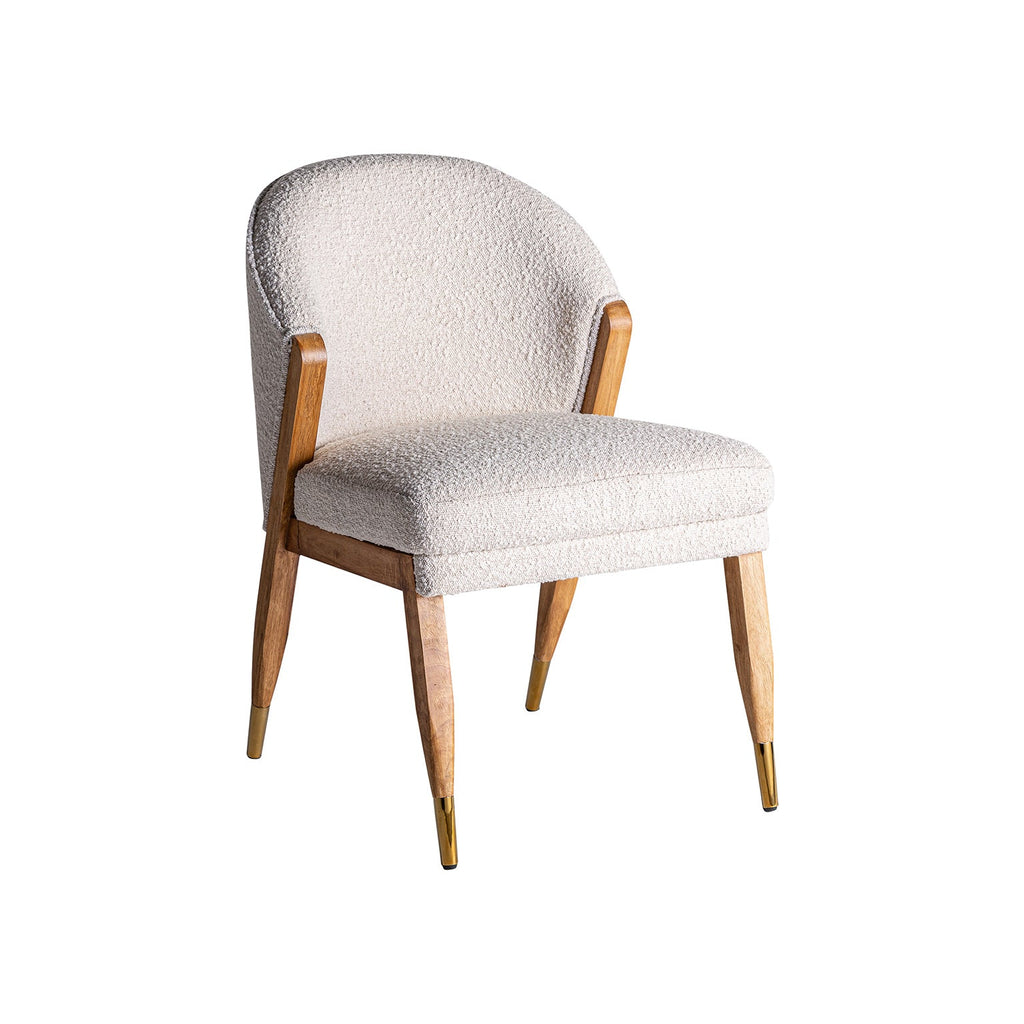 Stuhl aus Kiefernholz kombiniert mit weissem Bouclé - Maison Oudh