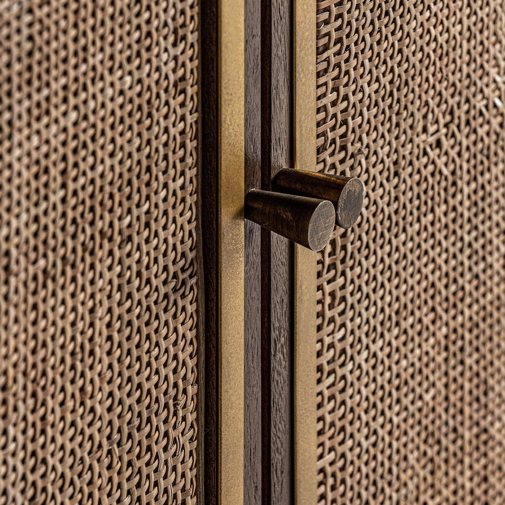 Viertüriges Sideboard aus Mangoholz kombiniert mit Hanf - Maison Oudh