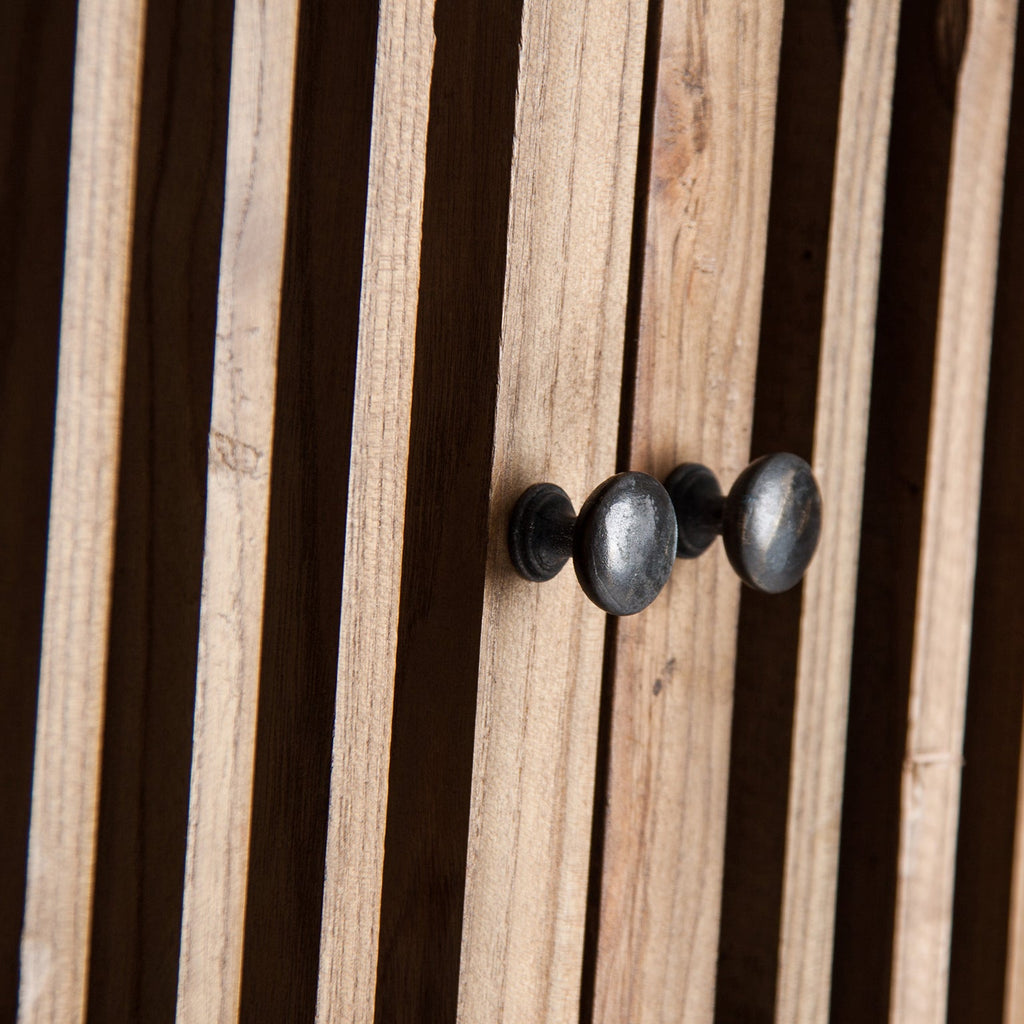 Zweitüriger Hochschrank aus Ulmenholz mit schwarzen Füssen - Maison Oudh