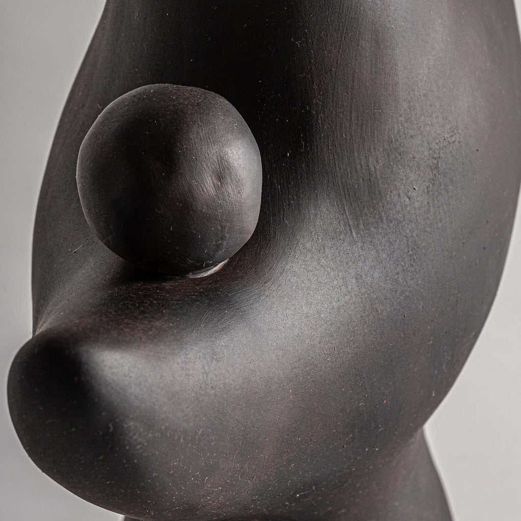 Schwarze Keramikfigur im Art Deco Stil