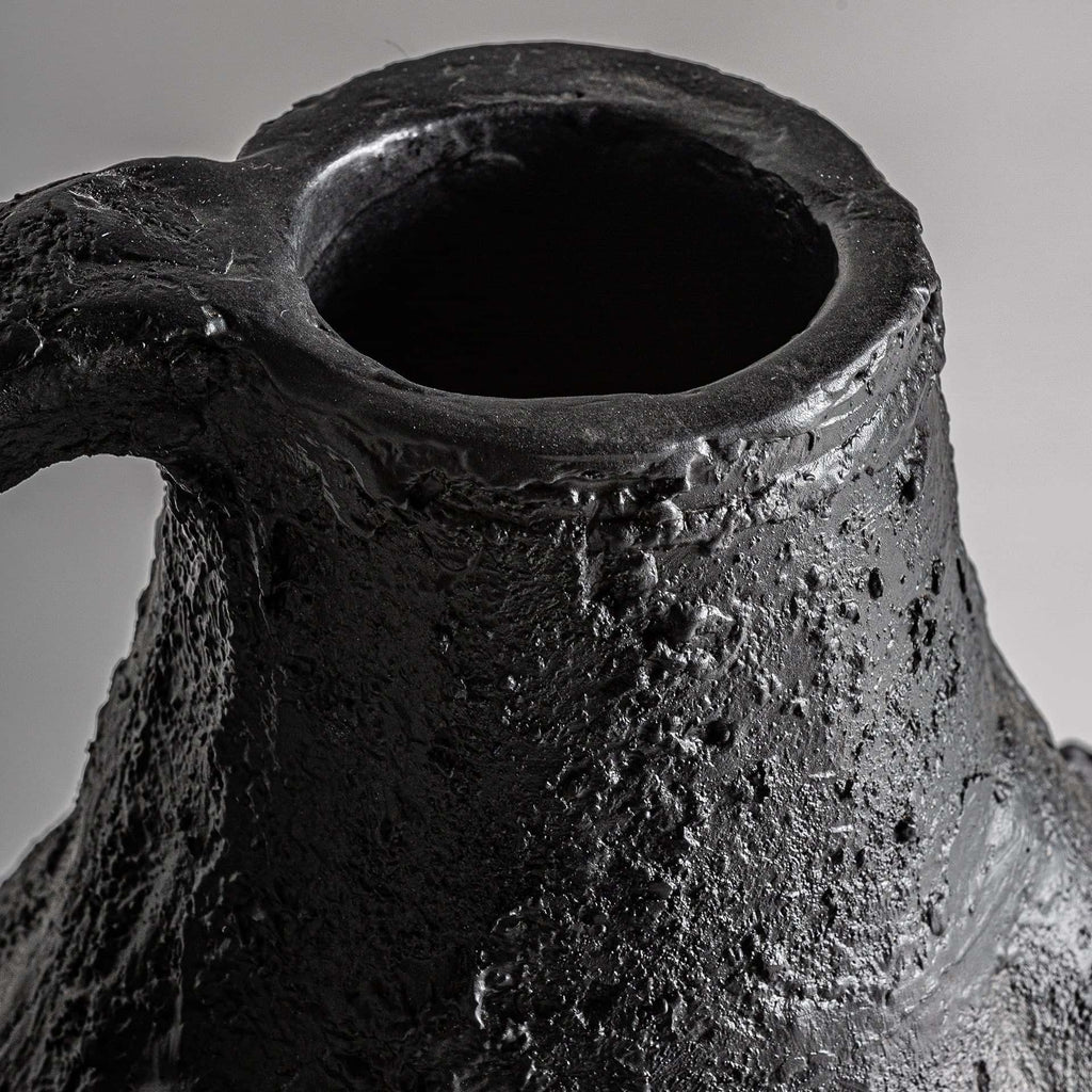 Schwarze Dekovase in Krugform - Contemporary Design