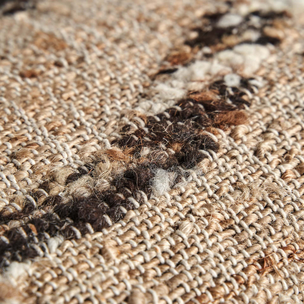 Boho Kissen in Brauntönen aus Jute und Wolle