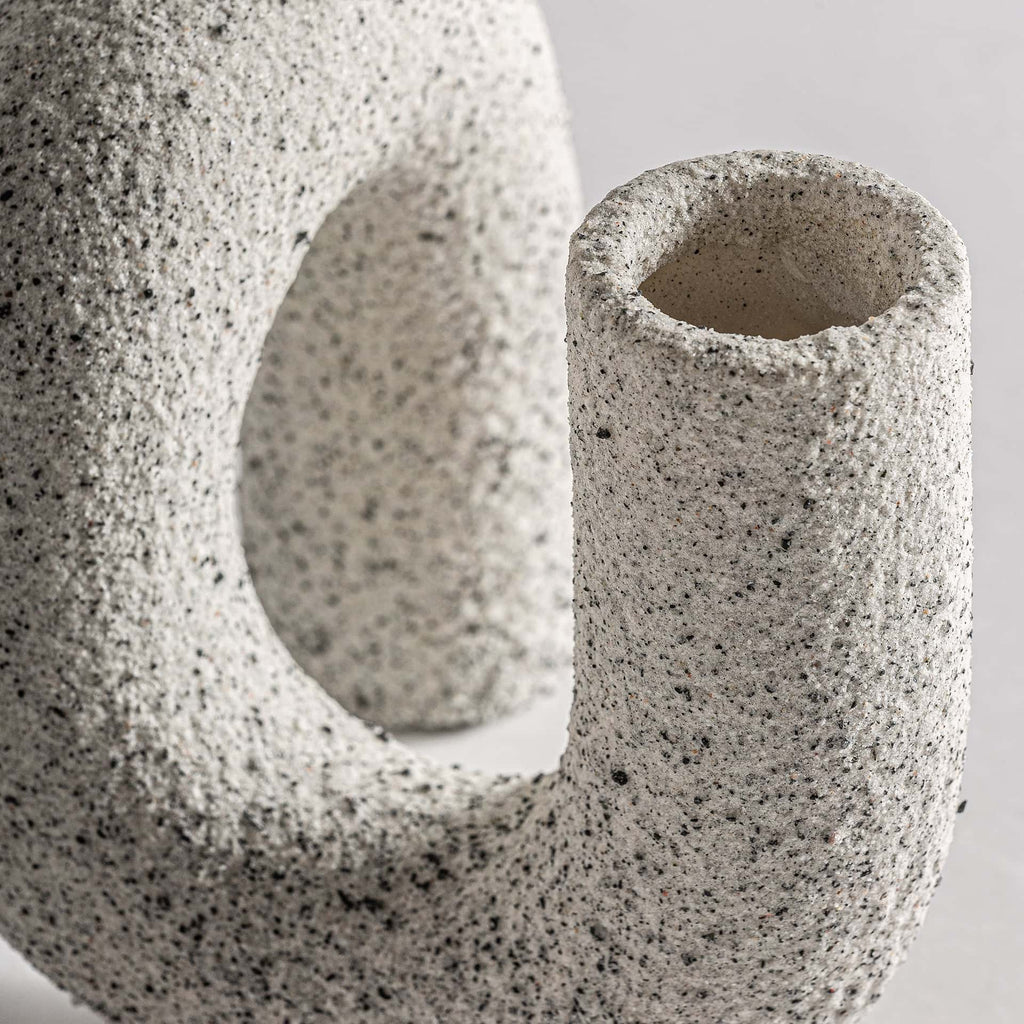Sandfarbene Art Deco Vase aus Harz 