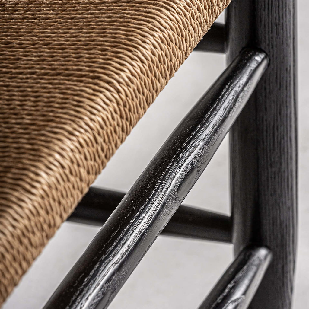 Vintage Sessel mit schwarzem Gestell und naturfarbenem Rope-Geflecht