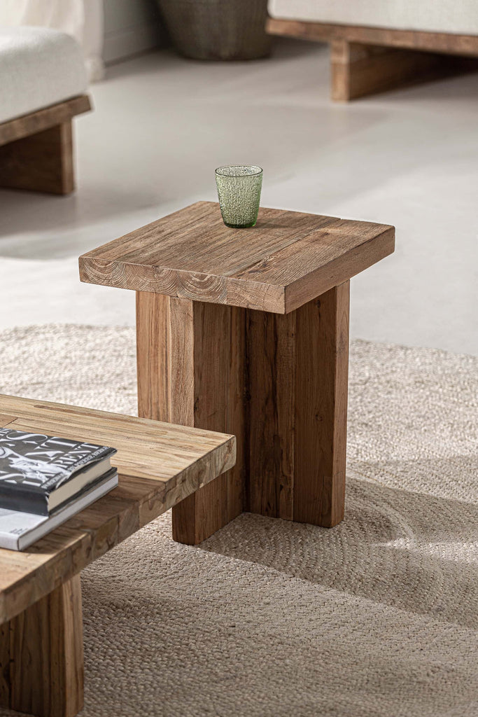 Eckiger Outdoor Beistelltisch aus Suarholz 