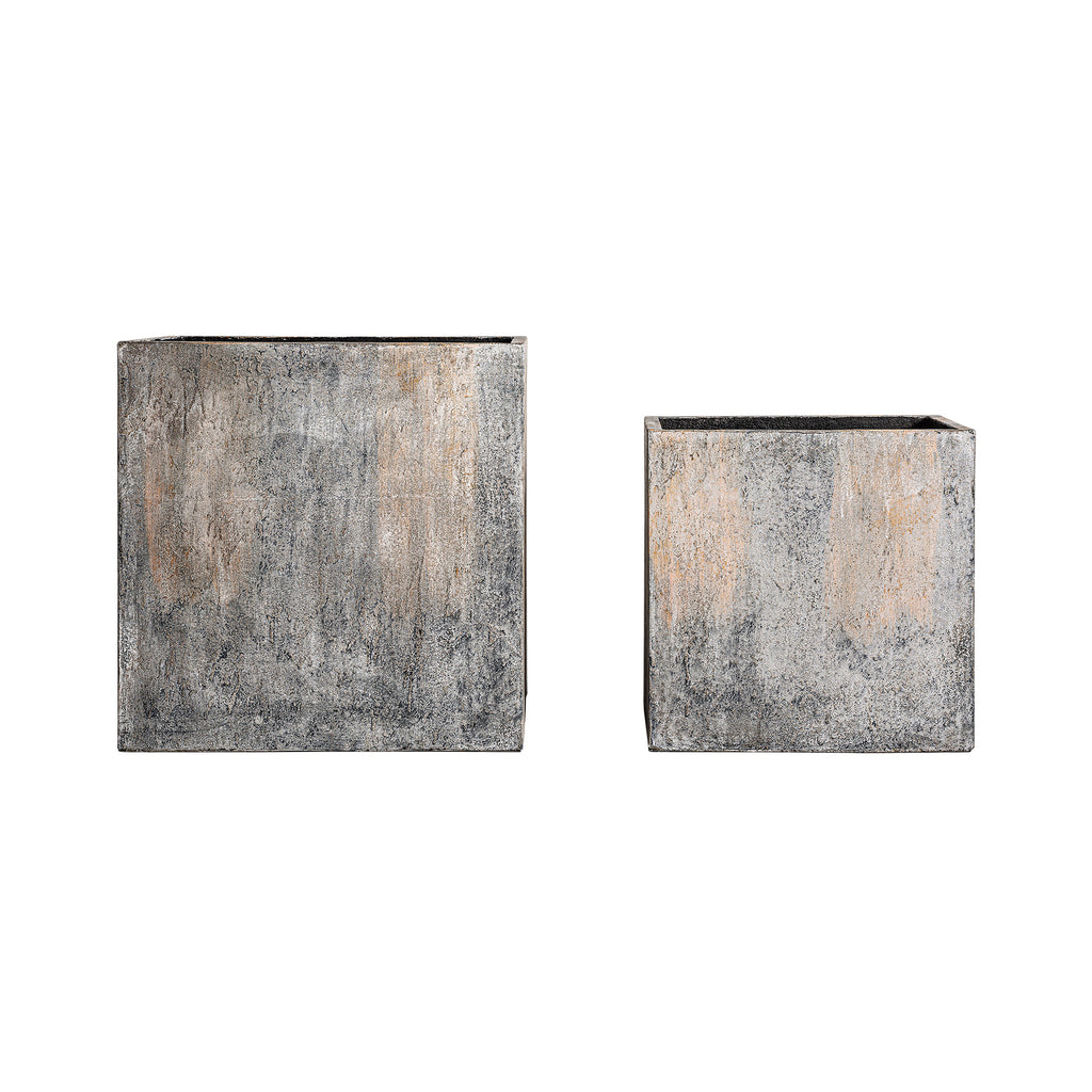 Blumentopf aus Terrakotta in neutralen Tönen mit Patina-Finish – Urban Design