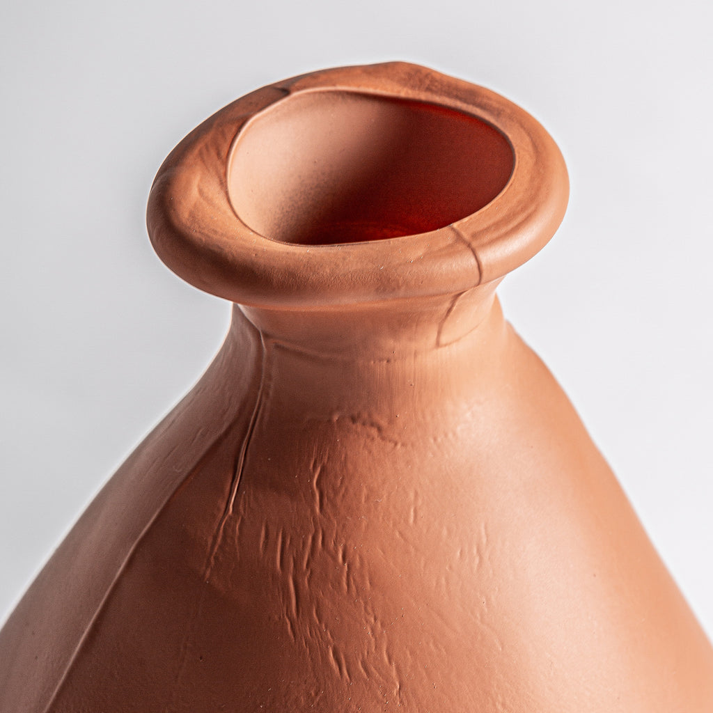 Vase aus Mattiertem Glas terrakotta 