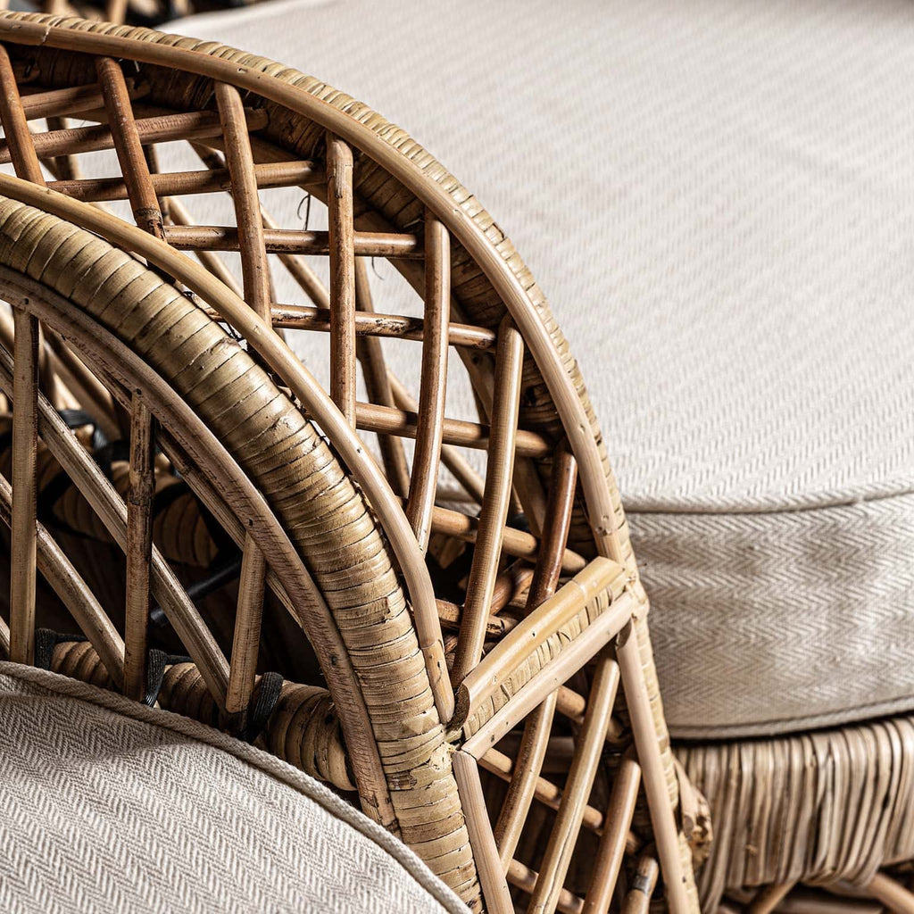 2-Sitzer Sofa Aglientu aus Rattan kombiniert mit Baumwolle - Maison Oudh