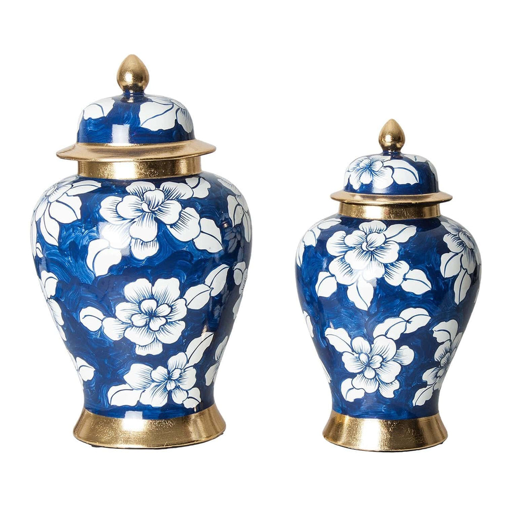 Blaue Keramikvase verziert mit weissen Blumen - Maison Oudh