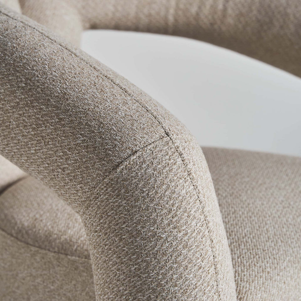Bouclé Sessel in Off White - Maison Oudh
