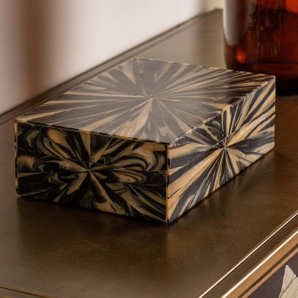 Box aus Bone mit Deckel in Schwarz und Gold - Maison Oudh