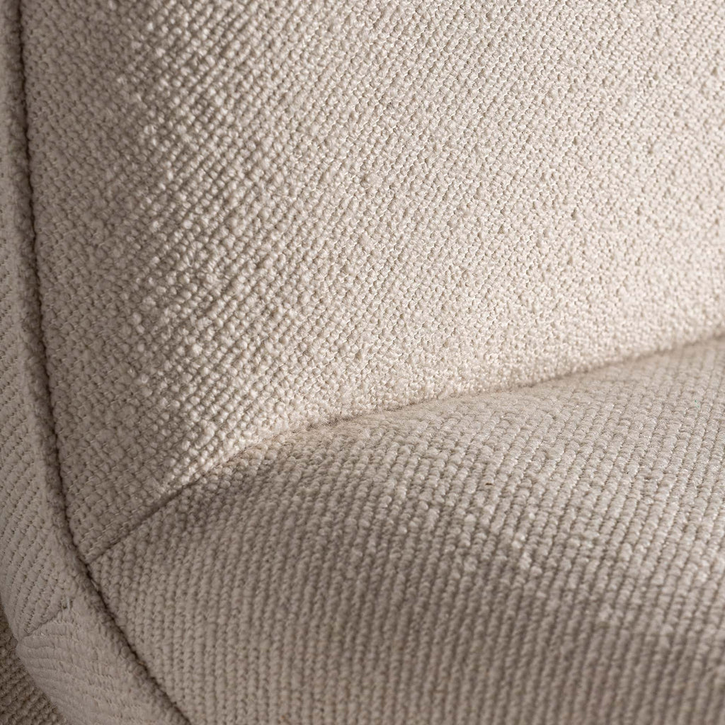 Contemporary Sessel aus Kiefernholz in Off White - Maison Oudh