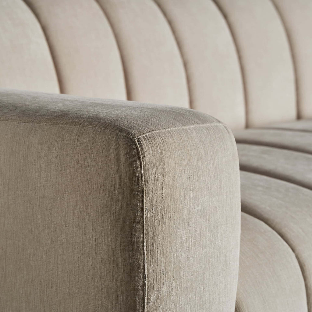 Cremefarbenes 3-Sitzer Sofa - Maison Oudh