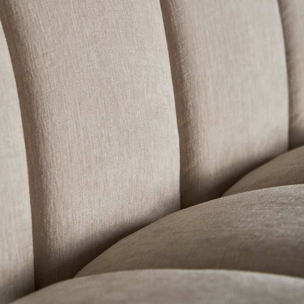 Cremefarbenes 3-Sitzer Sofa - Maison Oudh
