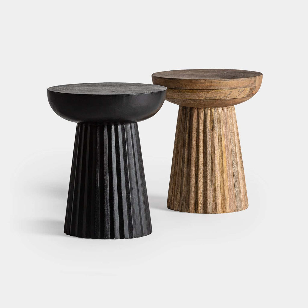 Design Beistelltisch aus Mangoholz in Schwarz - Maison Oudh