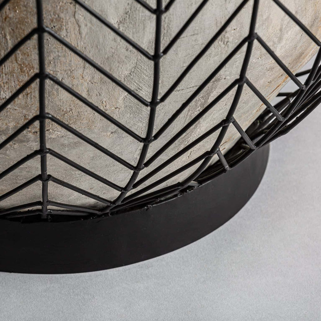 Designer Amphore Plissé aus schwarzem Eisen kombiniert mit Beton im 2er Set - Maison Oudh