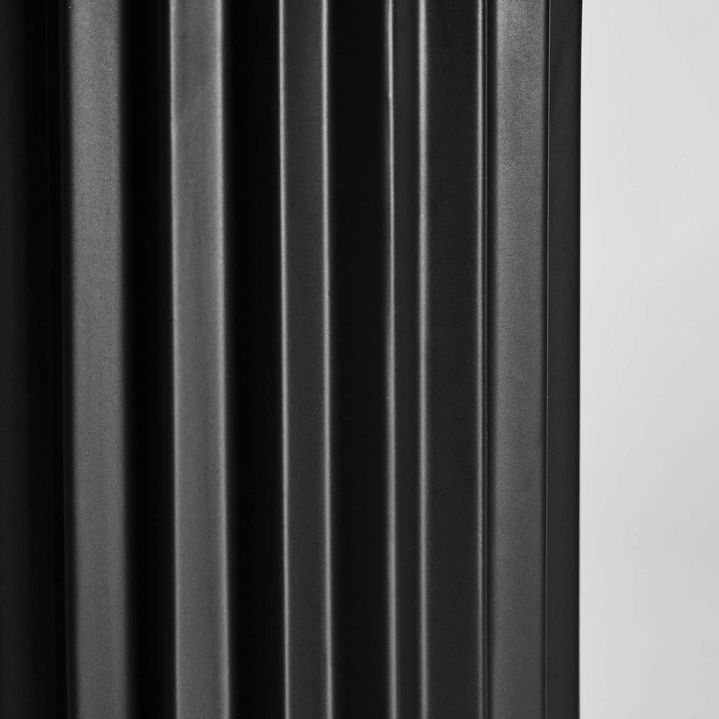 Designervase Plissee aus Keramik hergestellt in Handarbeit - Maison Oudh