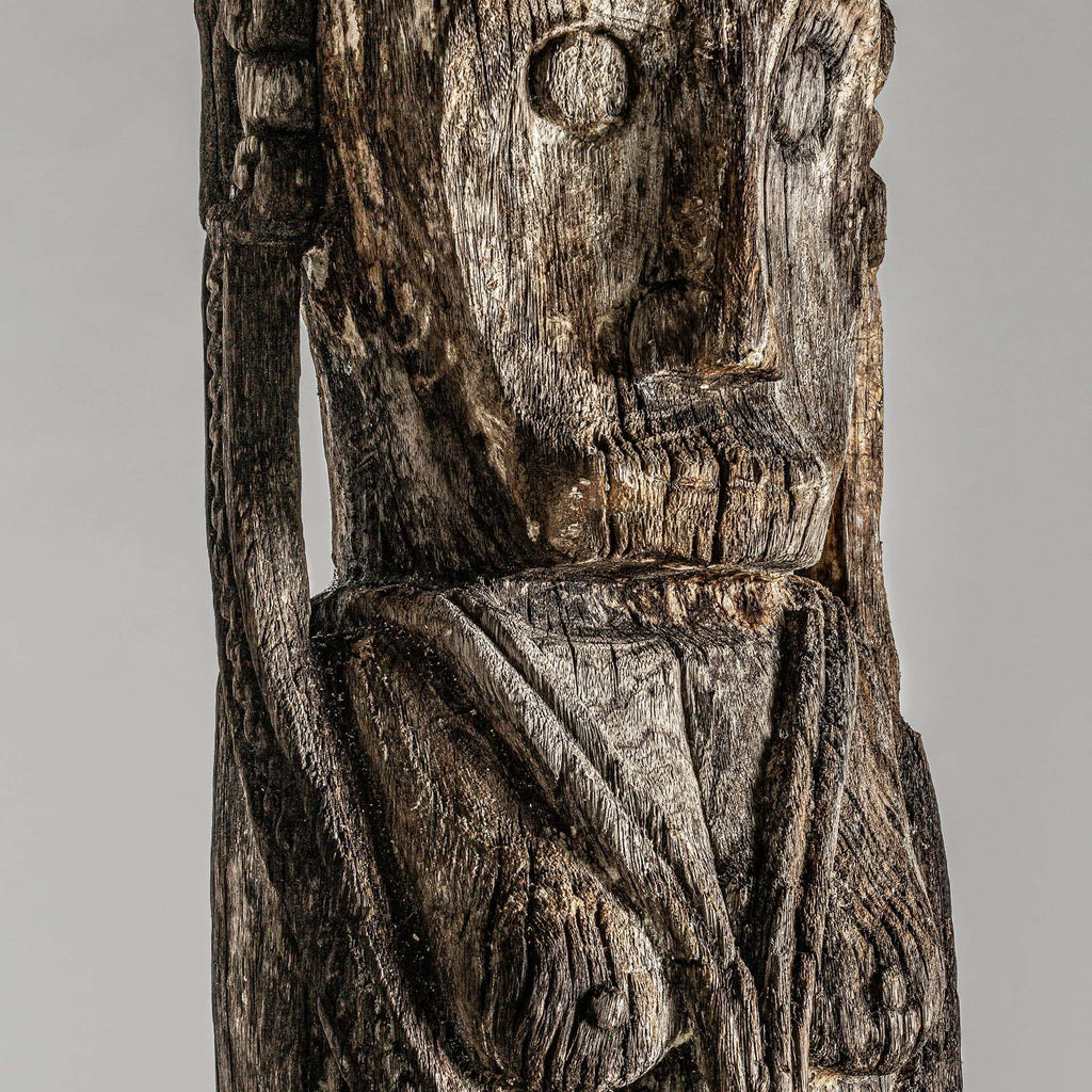 Grosse handgefertigte Bodenskulptur aus Tropenholz - Maison Oudh