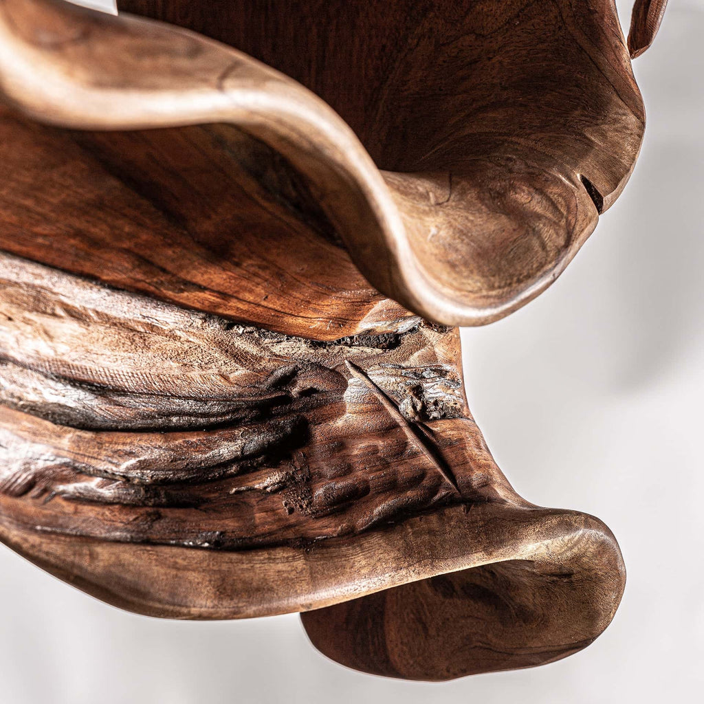 Handgefertigte Unikat Bodenskulptur aus Teakholz - Maison Oudh