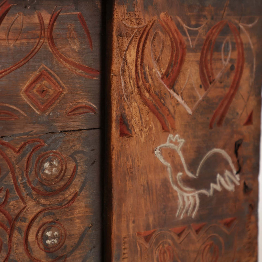 Handgefertigte Wandkunst im ethnischen Stil aus Tropenholz mit Malereien - Maison Oudh