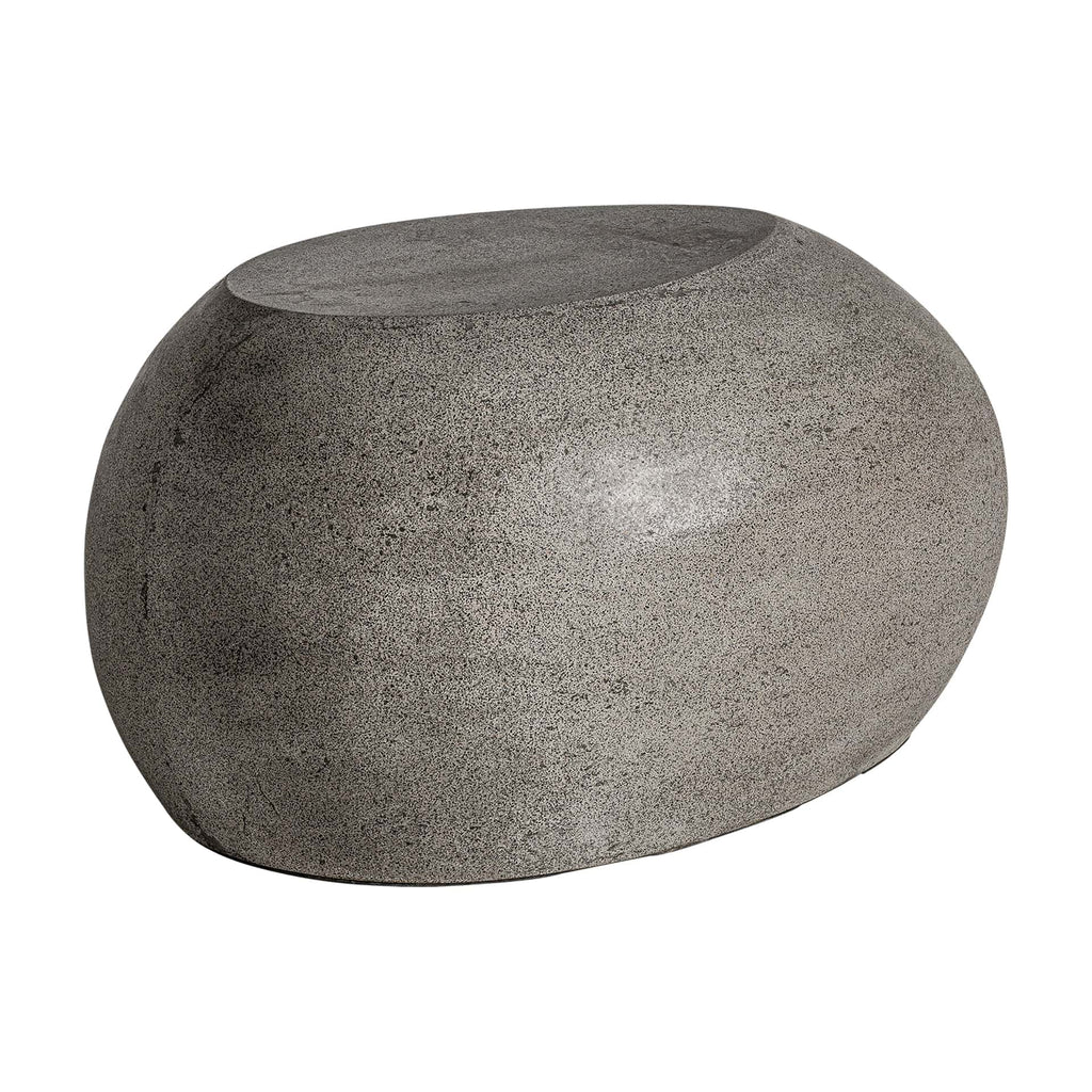 Handgefertigter Contemporary Couchtisch aus Grauem Stein - Maison Oudh