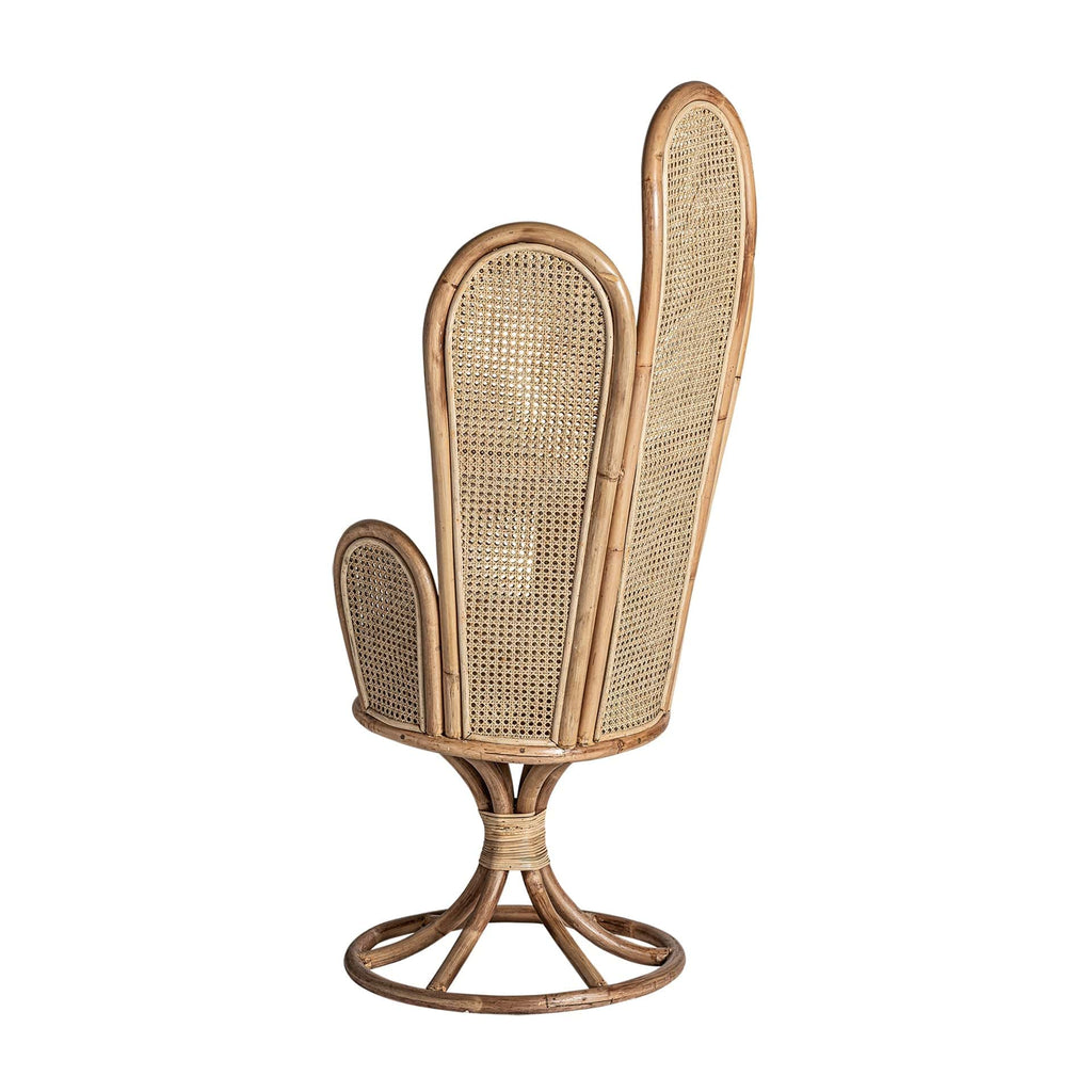 Handgefertigter dekorativer Sessel aus Rattan inkl. Sitzkissen - Maison Oudh
