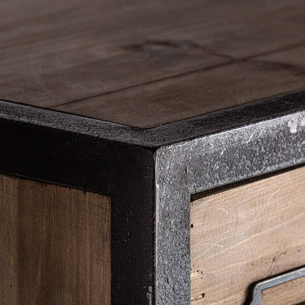 Kommode aus Ulmenholz mit vielen Schubladen im Industrial Stil - Maison Oudh