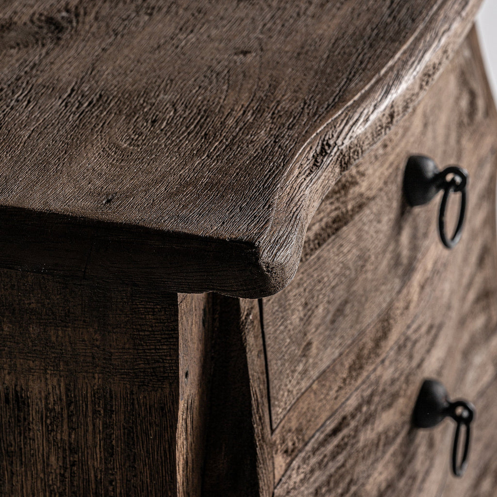 Nachttisch aus Mangoholz mit vier Schubladen im Kolonial Stil - Maison Oudh