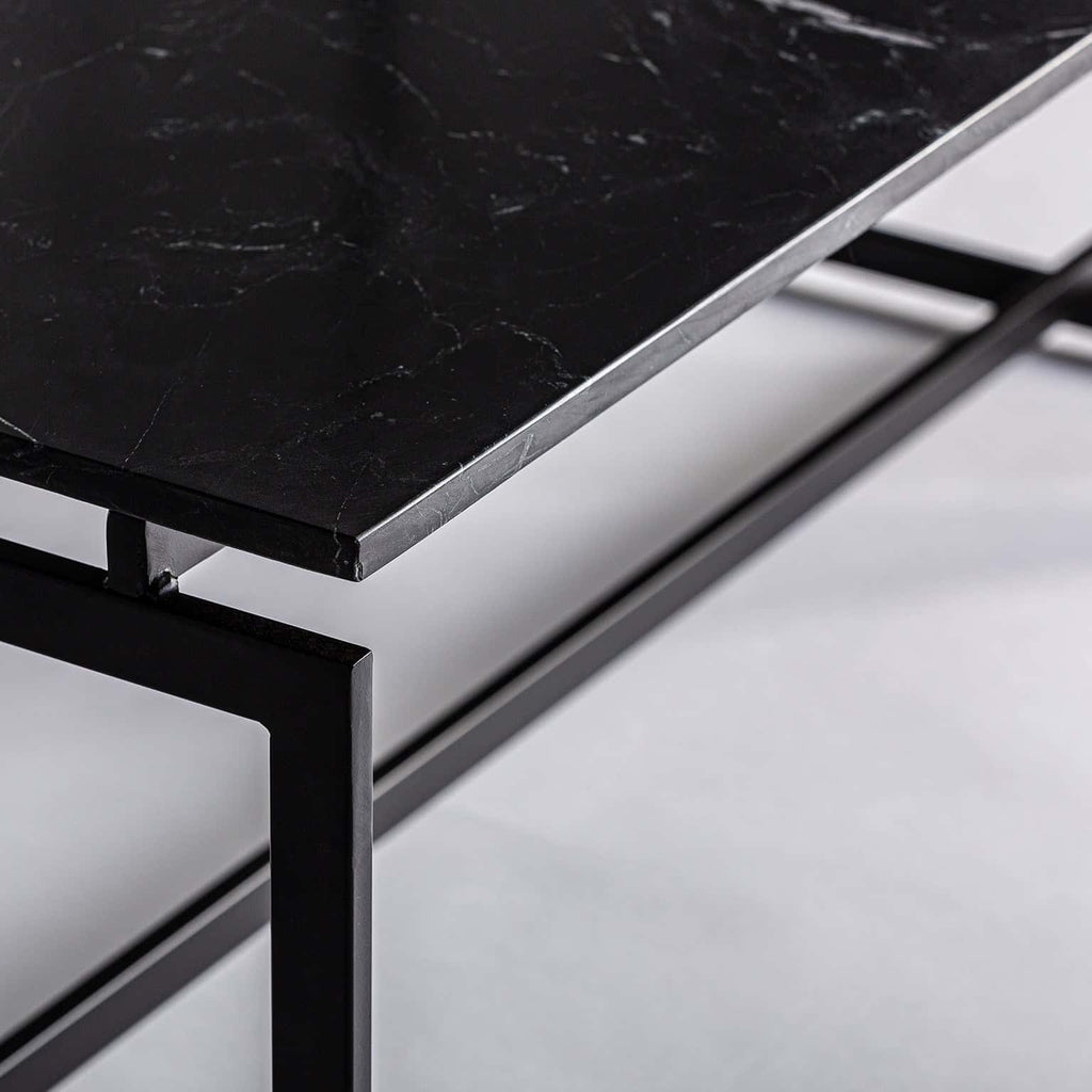 Rechteckiger Couchtisch mit schwarzem Marmor im Contemporary Stil - Maison Oudh