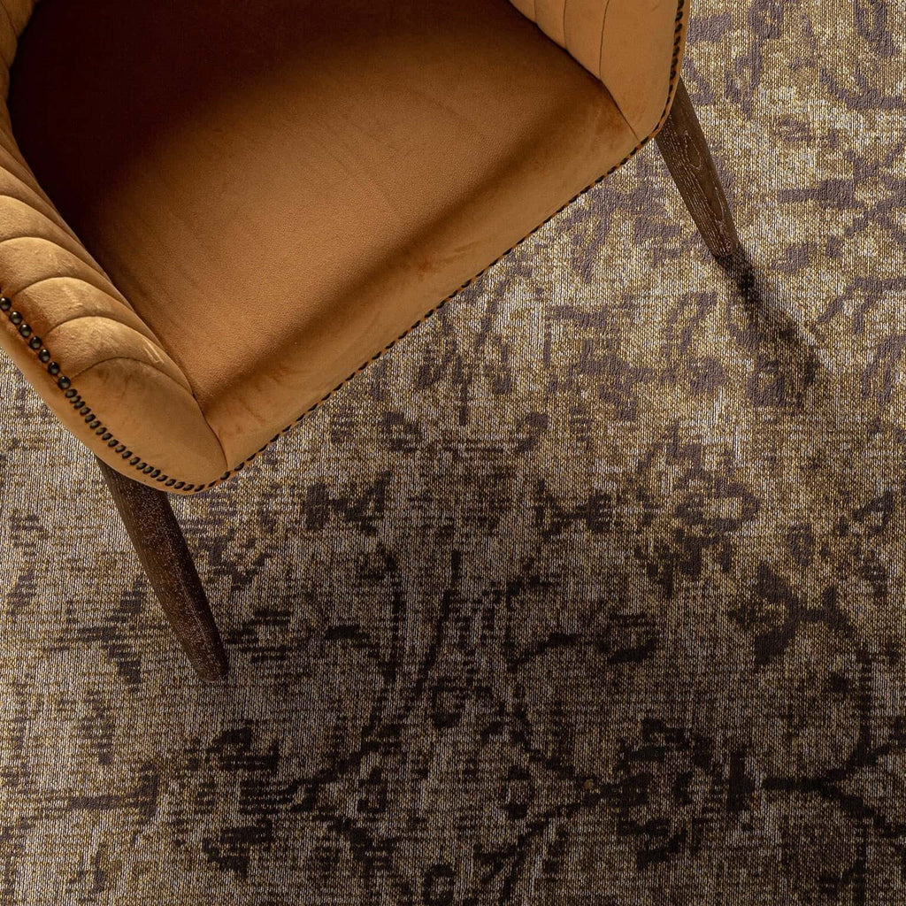 Rechteckiger Teppich in Ocker: Klassisches Design trifft moderne Materialien - Maison Oudh
