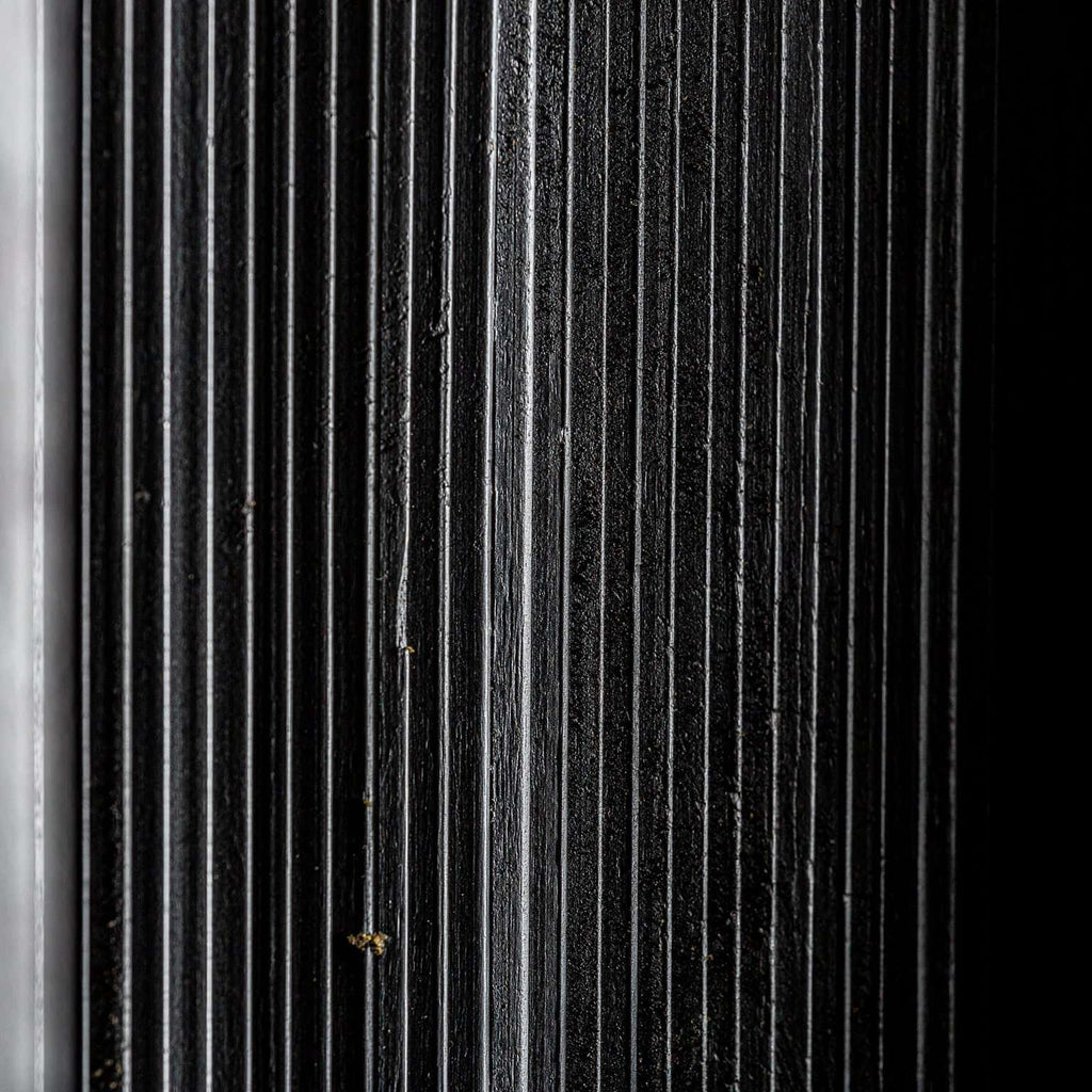 Regal in Schwarz aus Mangoholz - Maison Oudh