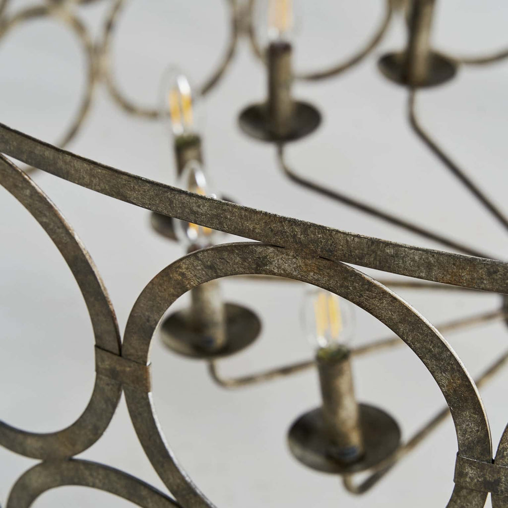 Runde grosse Deckenlampe aus Eisen in Silber - Maison Oudh