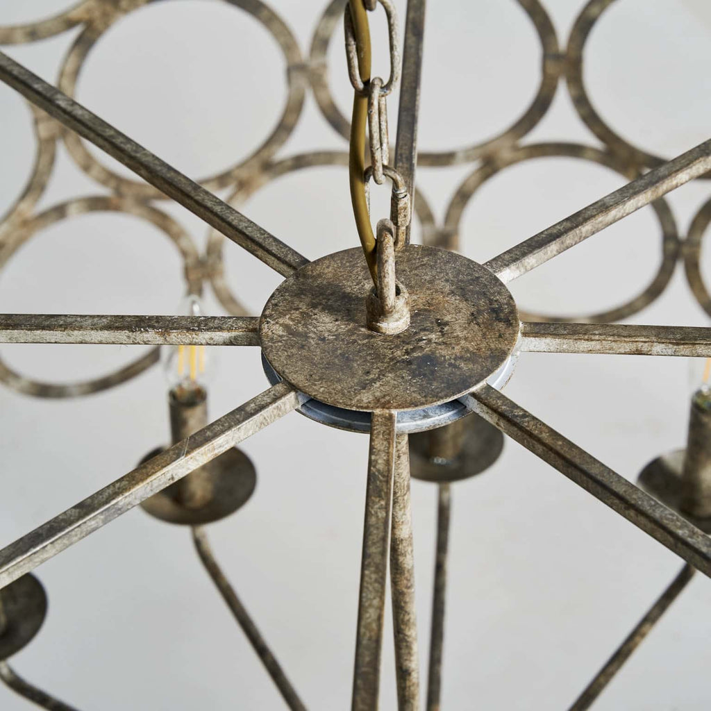 Runde grosse Deckenlampe aus Eisen in Silber - Maison Oudh