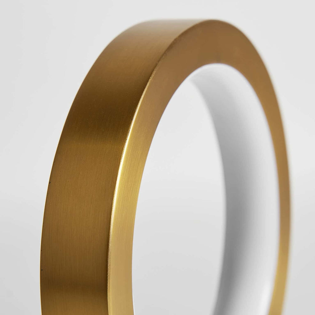 Runde LED Tischlampe in Gold hergestellt aus Messing - Maison Oudh