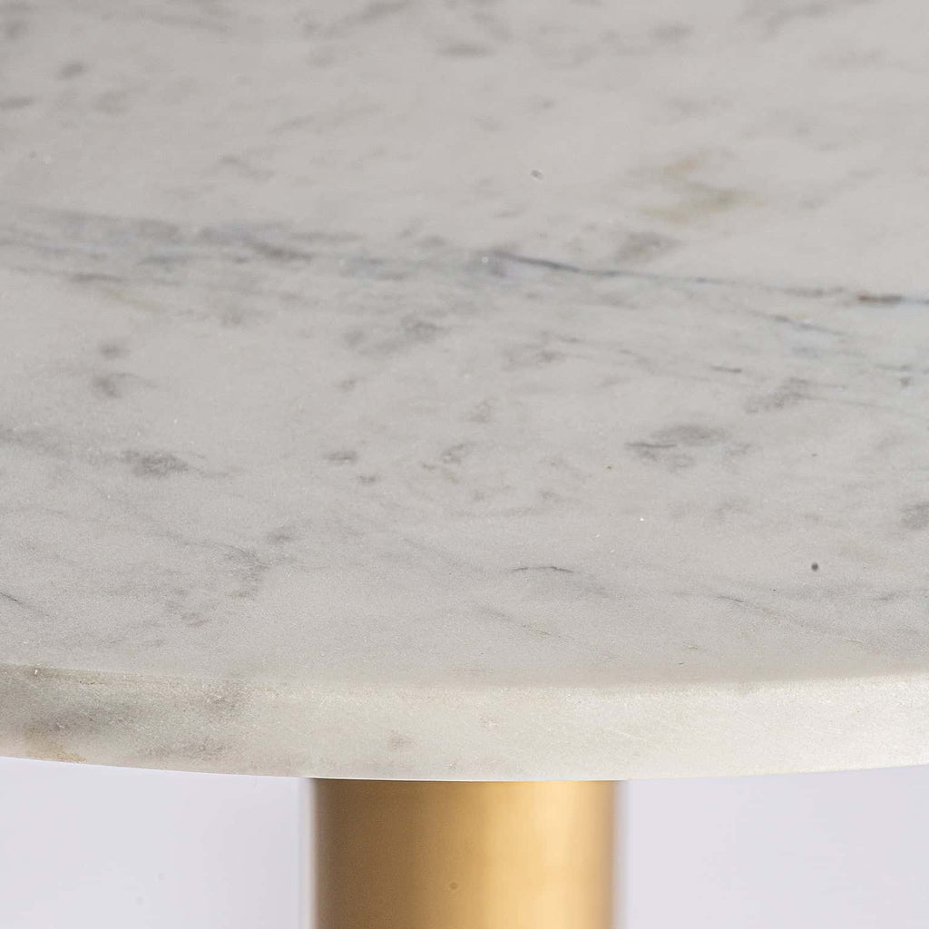 Runder Bartisch in Gold mit weissem Marmor im Art Deco Stil - Maison Oudh