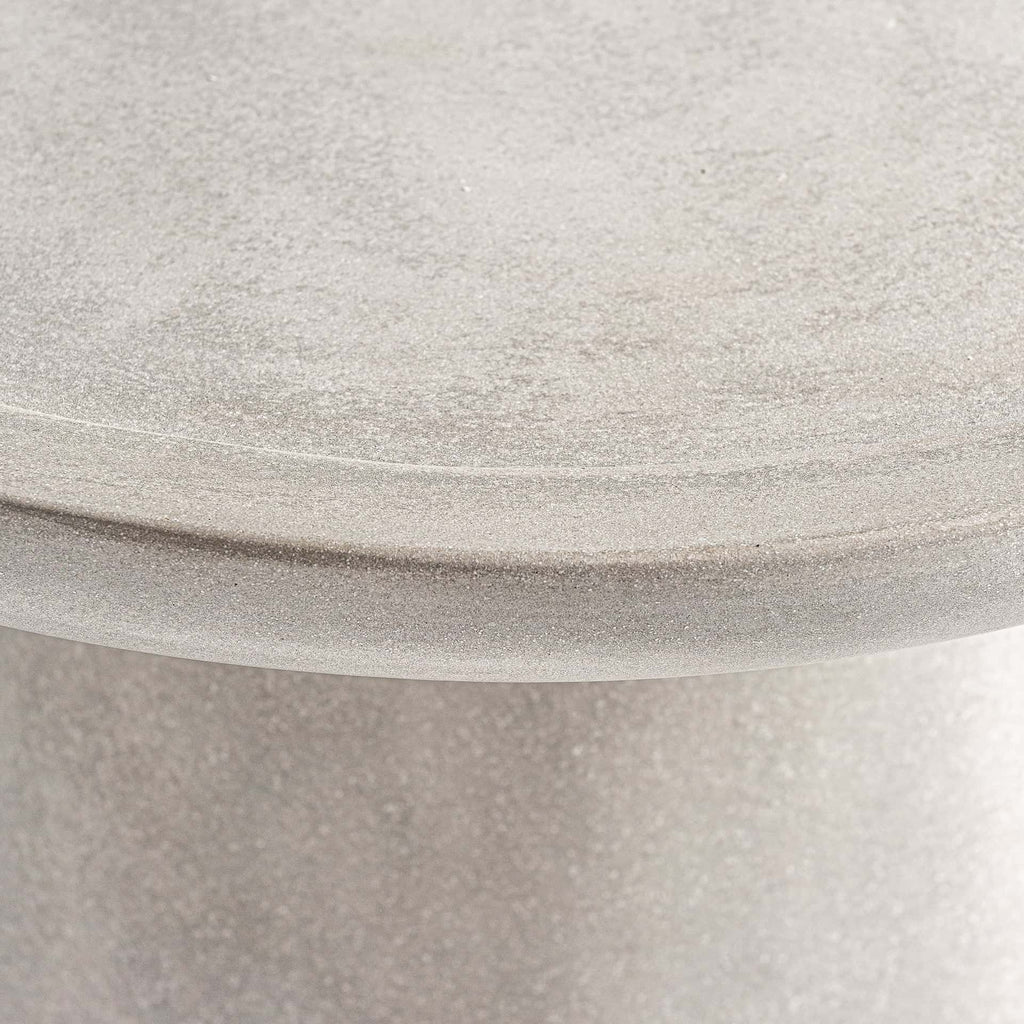 Runder Beistelltisch aus Beton in Grau -gross- - Maison Oudh