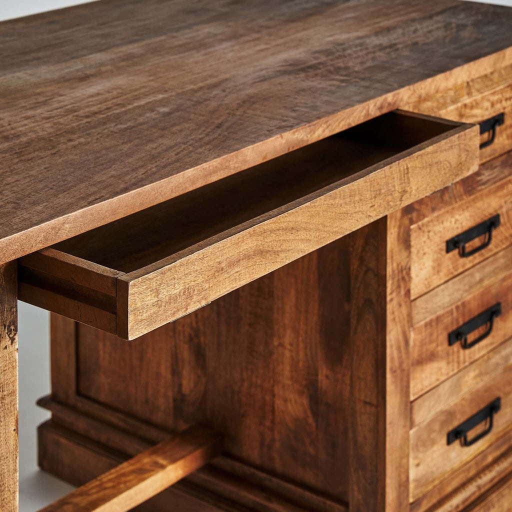 Schreibtisch mit Schubladen aus Mangoholz im Kolonial Stil - Maison Oudh