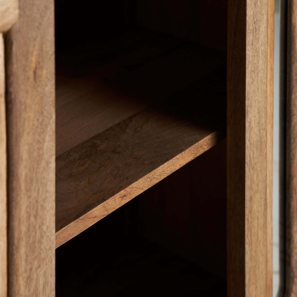 Sideboard aus Mangoholz im Contemporary Stil mit dekorativer Spiegelfront - Maison Oudh