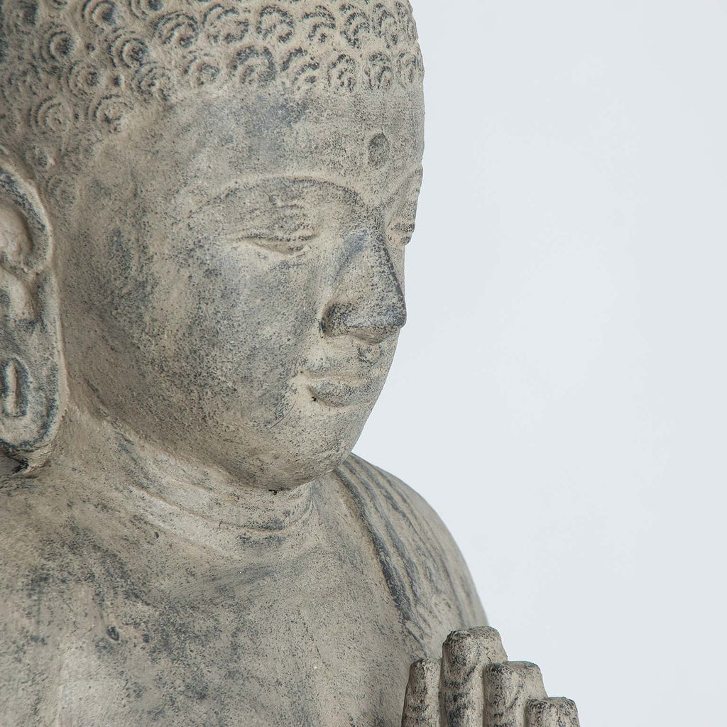 Stehende Skulptur Buddha aus Stein - Maison Oudh