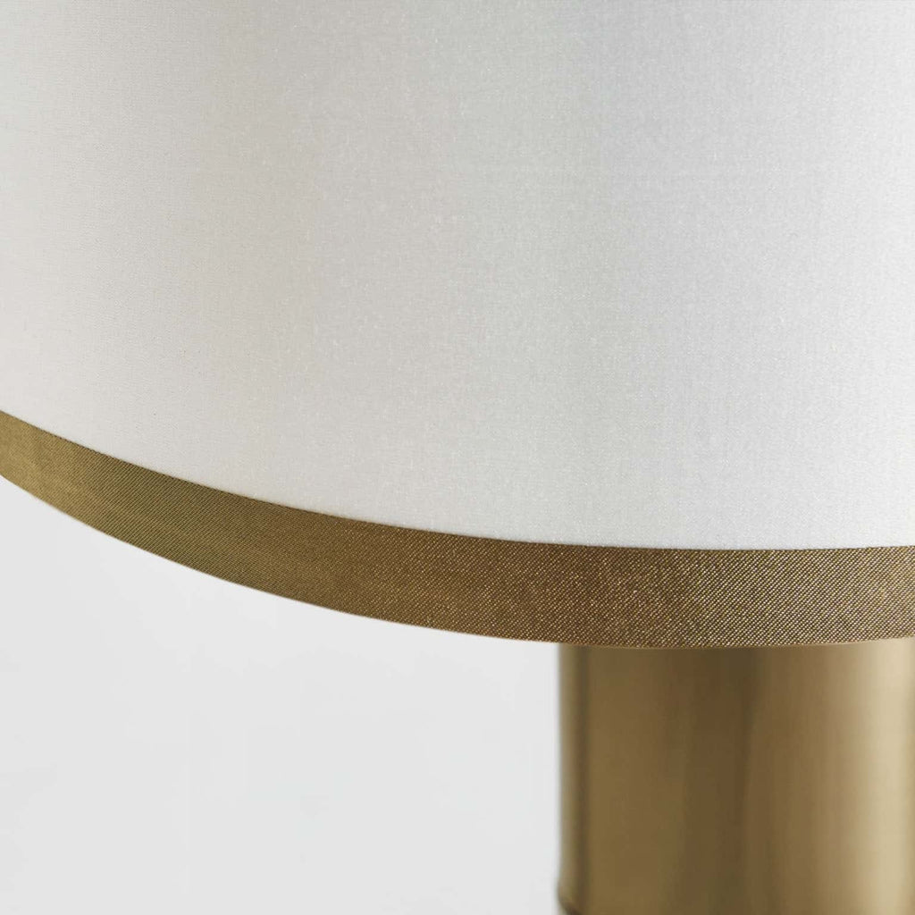 Weisse Tischlampe aus echtem Marmor kombiniert mit Gold - Maison Oudh